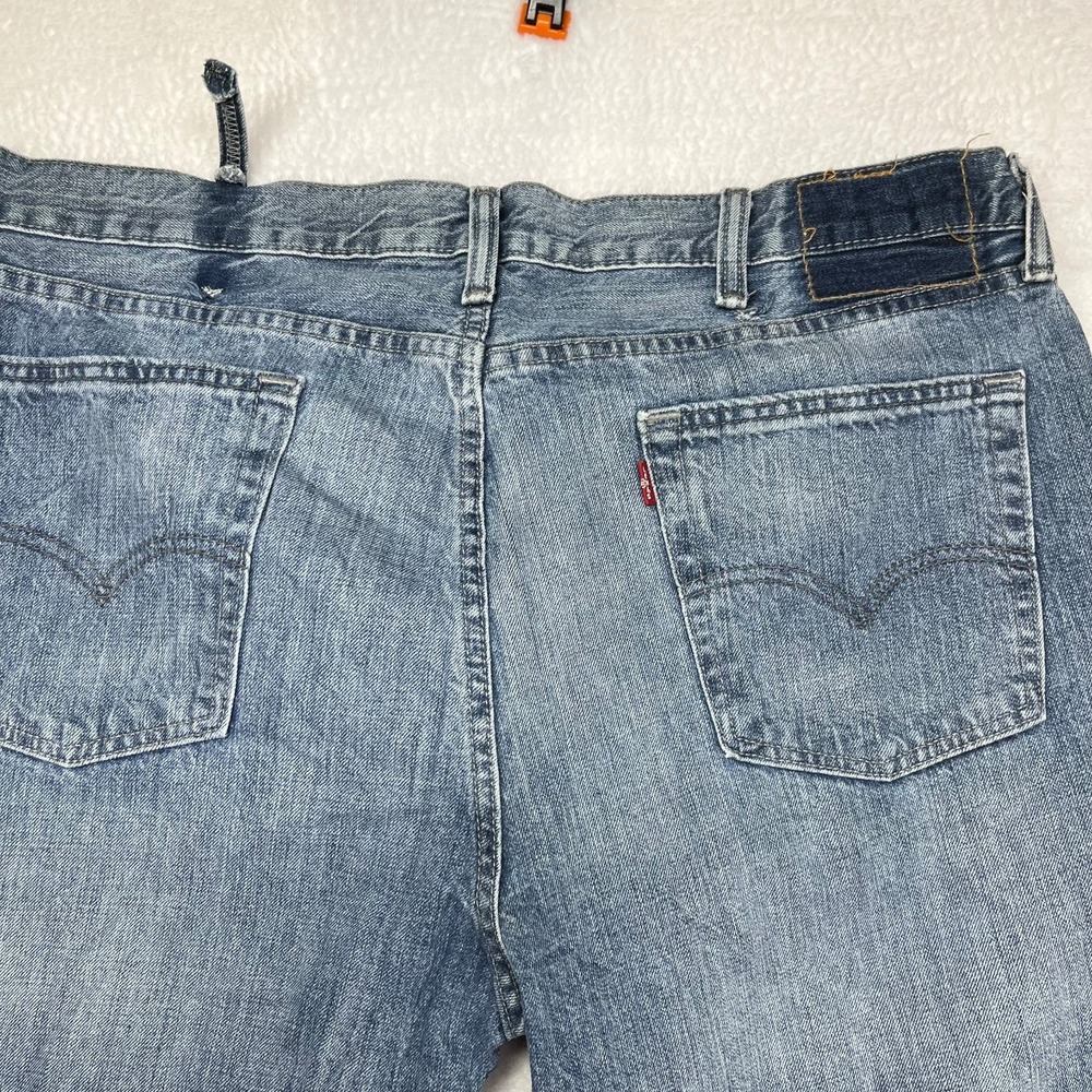 Levi's Straight Jeans Men's Blue Denim Mid Rise Pockets Classic Zip Fly - 38X30 - Picture 9 of 15